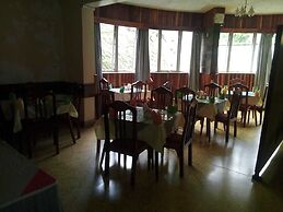 Hotel Eel