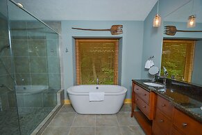 Hootenanny 5 Bedroom House