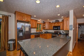 Hootenanny 5 Bedroom House