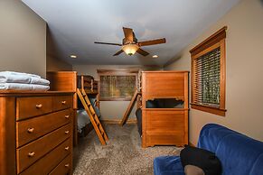 Trees, Breeze and Skis 3 Bedroom House