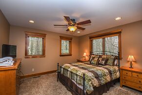 Trees, Breeze and Skis 3 Bedroom House