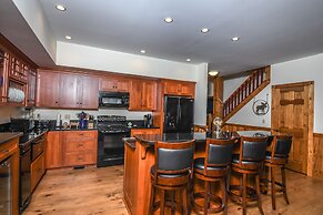 Skydance 5 Bedroom House