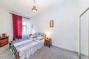 Feelathome on Lower Nevsky