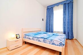 Feelathome on Lower Nevsky