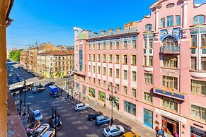 Feelathome on Lower Nevsky