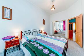 Feelathome on Lower Nevsky