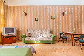 Feelathome on Lower Nevsky