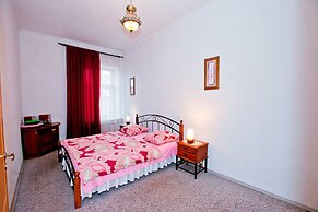 Feelathome on Lower Nevsky