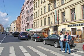 Feelathome Apartments on Millionnaya