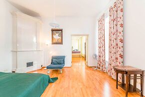 Feelathome Apartments on Millionnaya