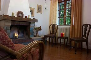 Alexandra Villa Stalos