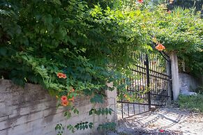 Alexandra Villa Stalos