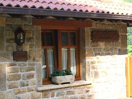 Apartamentos Rurales La Portiella