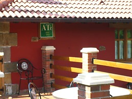 Apartamentos Rurales La Portiella