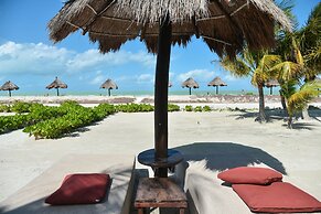 Blue Holbox Beach Front