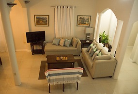 3 bdrm Town House at Runaway Bay