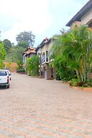 2 Bdrm Apartment at Runaway Bay