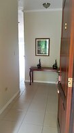 2 Bed Apt with Balcony at Runaway Bay
