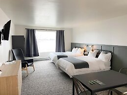 The Bayview Motel - Fort Frances, ON - Lakeside Motel
