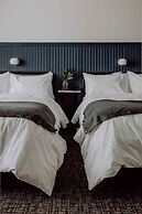 The Bayview Motel - Fort Frances, ON - Lakeside Motel