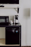 The Bayview Motel - Fort Frances, ON - Lakeside Motel