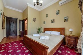 Art Suites on Deribasovskaya 10