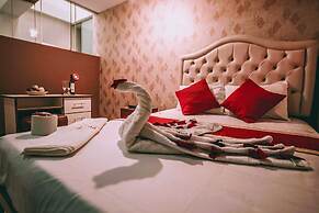Hostal Spring II