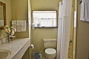 Lake Ida Beach Resort