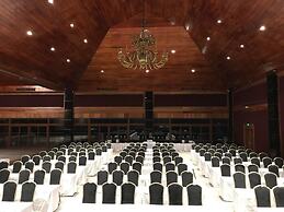 Alta D' Tagaytay Hotel
