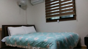 Booyoung Motel