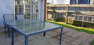 Spacious 2-Storey Home By The Bay: Sleeps 12