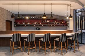 Crowne Plaza Dar es Salaam by IHG