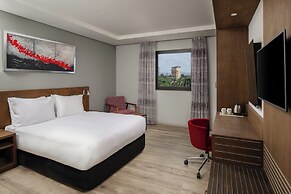 Crowne Plaza Dar es Salaam by IHG