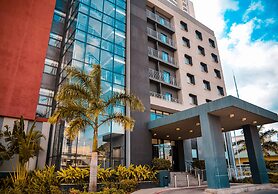 Crowne Plaza Dar es Salaam by IHG