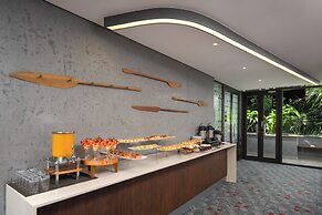 Crowne Plaza Dar es Salaam by IHG