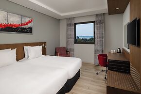 Crowne Plaza Dar es Salaam by IHG