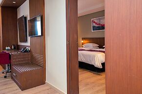 Crowne Plaza Dar es Salaam by IHG