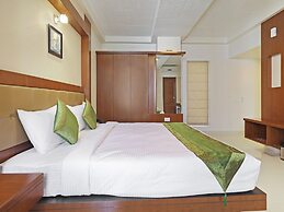 Treebo Akshaya Bull Temple