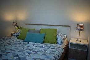 Optimist Makarska Town Center