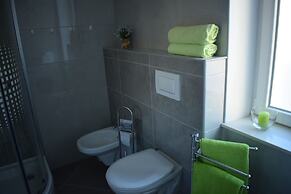 Optimist Makarska Town Center