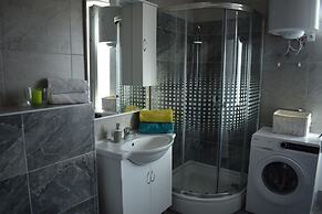 Optimist Makarska Town Center