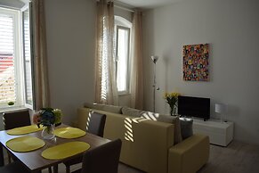 Optimist Makarska Town Center