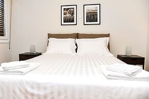 Central apartment at Echarxia 2 beds for 4 pers