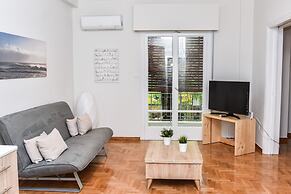 Modern  Apartment at Exarchia 1 bed 2 pers