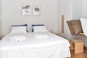 Modern  Apartment at Exarchia 1 bed 2 pers
