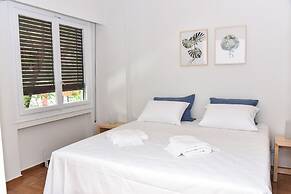 Modern  Apartment at Exarchia 1 bed 2 pers