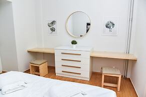 Warm Apartment at Exarchia 1 bed 2 pers