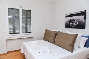Warm Apartment at Exarchia 1 bed 2 pers