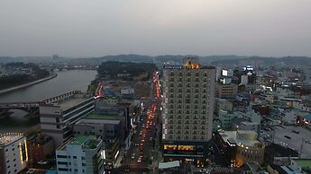 Golden Tulip Essential Namgang