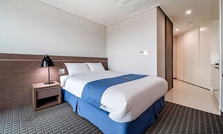 Golden Tulip Essential Namgang